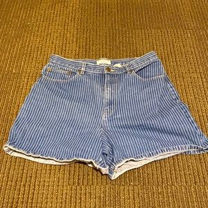 High waisted jean shorts